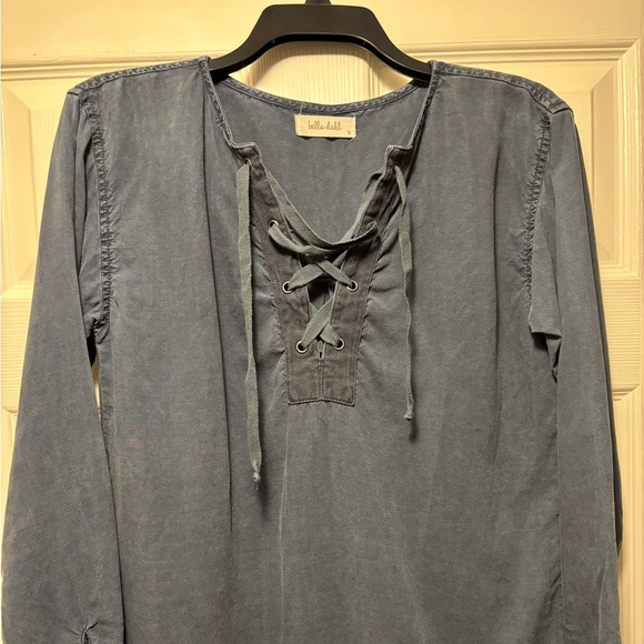 BELLA DAHL Navy Blue Dress with Lace Up Detail and Roll Up Sleeves - Picture 4 of 11